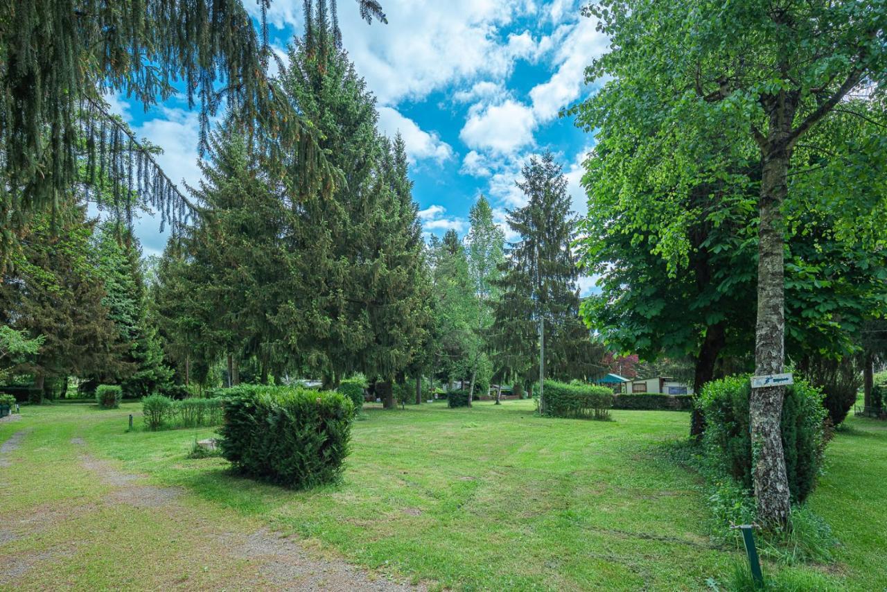 Camping Au Pays De Hanau Dossenheim-sur-Zinsel Exterior foto