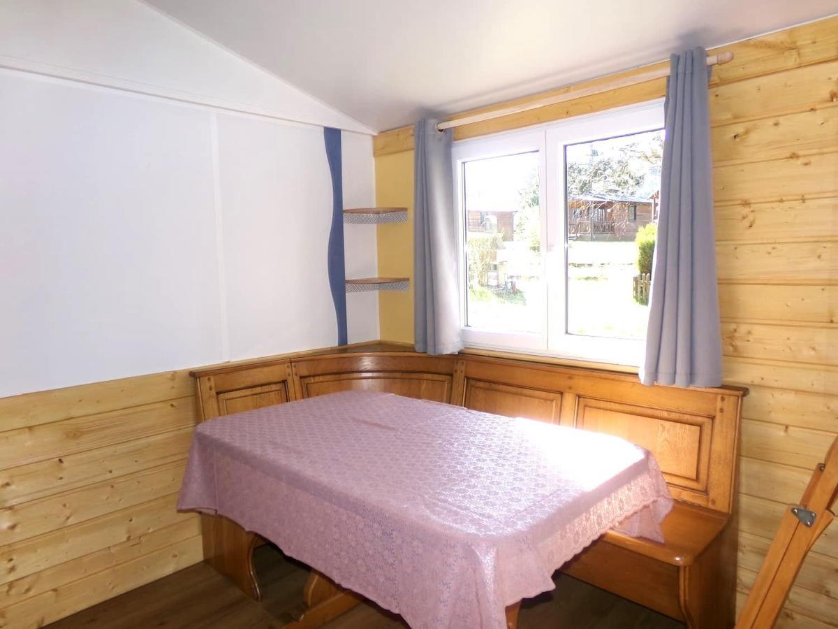 Camping Au Pays De Hanau Dossenheim-sur-Zinsel Exterior foto