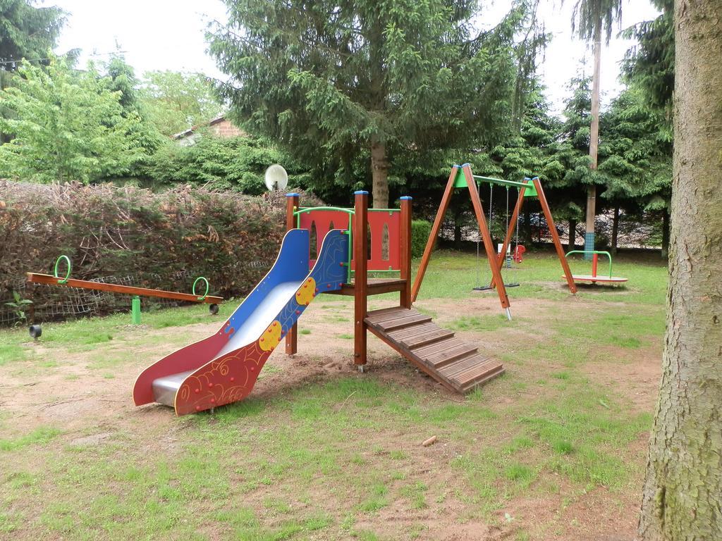 Camping Au Pays De Hanau Dossenheim-sur-Zinsel Exterior foto